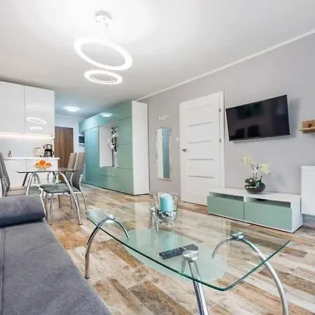 Quiet Apartment *